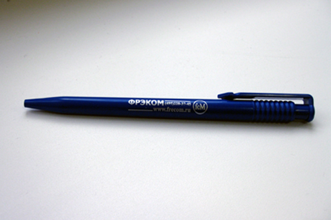 Пластиковые ручки с лого