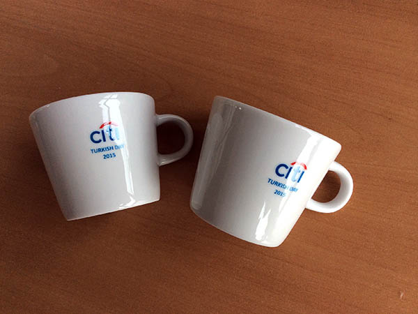 Нанесение логотипа деколирование